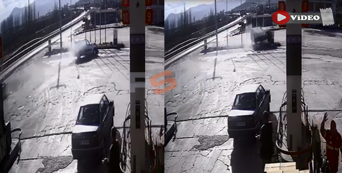 Akaryakıt istasyonundaki Feci Kaza Kamerada..