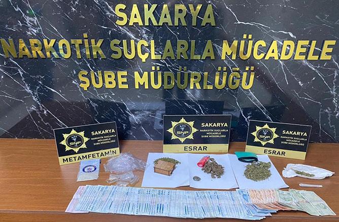 Sakarya’da Zehir tacirlerine ağır darbe: 120 gözaltı!