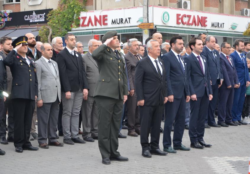 Gazi Mustafa Kemal Atatürk Pamukova’da  Düzenlenen Törenle Anıldı