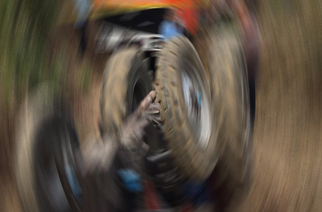 Geyve’de Feci Ölüm! Traktörün Altında Kalarak Can Verdi..