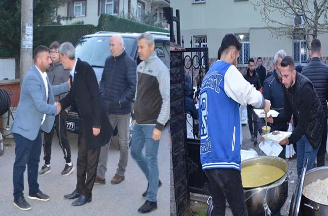 Muhtar Samet Atmaca Babasının İftar Geleneğini Devam Ettirdi..