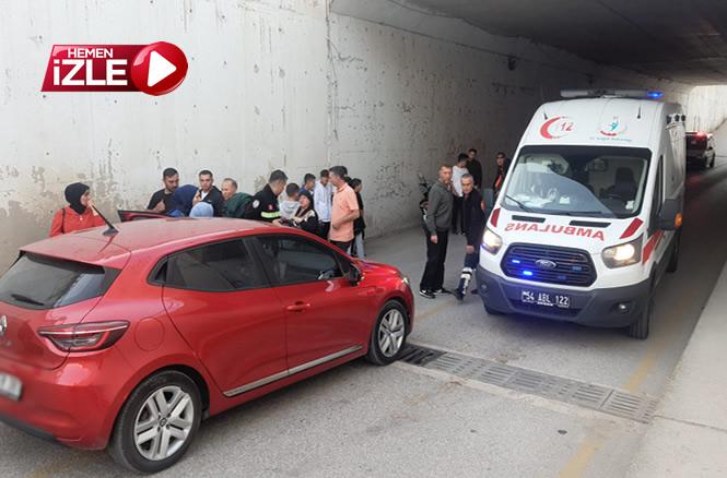 Alt Geçitte Yolun Karşısına Geçmek İsteyen Yayaya Otomobil Çarptı..