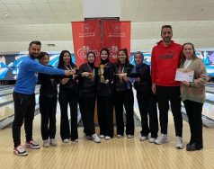 Akhisar Anadolu Lisesi Genç Kızlar Bowling Takımı’ndan Büyük Başarı..