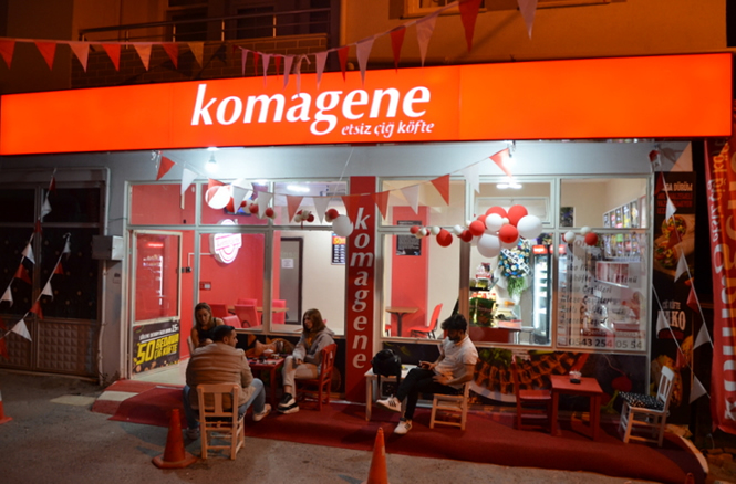 Pamukova’ya Yepyeni Bir Lezzet Noktası! Komagene Çiğ Köfte Artık Hizmetinizde!