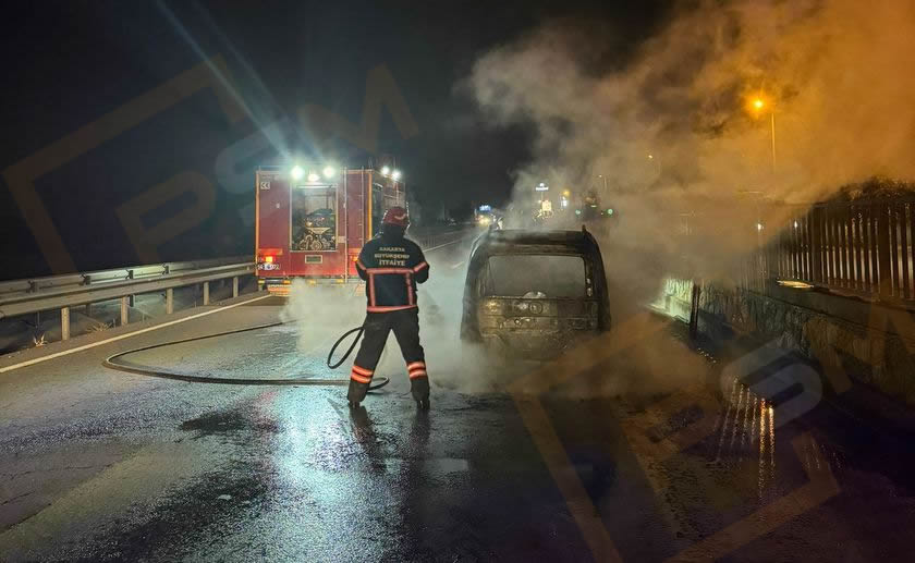 Pamukova D-650 Kara Yolunda Ticari Araç Alev Alev Yandı!