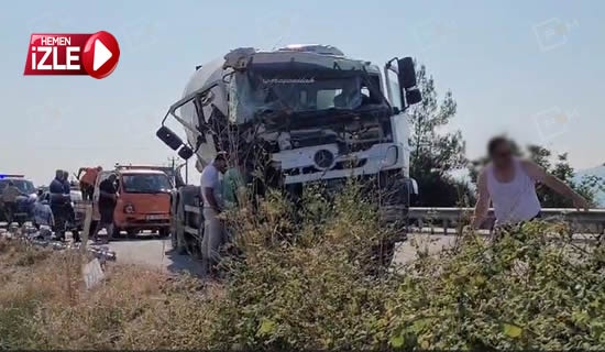 Pamukova’da Beton Mikseri ile Tüp Yüklü Kamyon Kaza Yaptı..