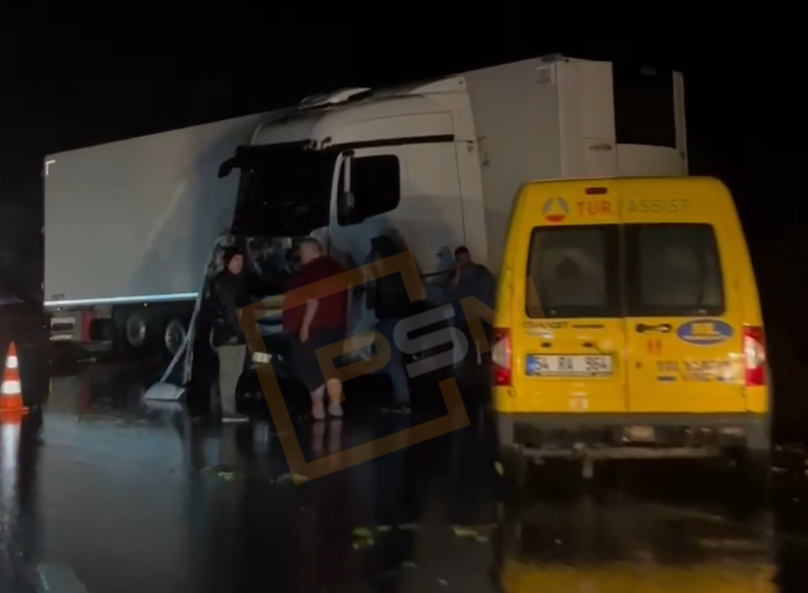 Bir D-650 Karayolu Klasiği! Devebağırtanda Kaza..