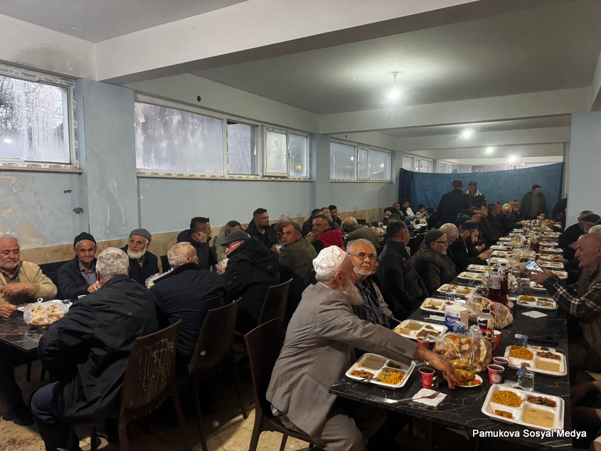 Kemaliye Mahallesi’nde Ramazan Bereketi; Mahalle Halkı İftarda Buluştu…