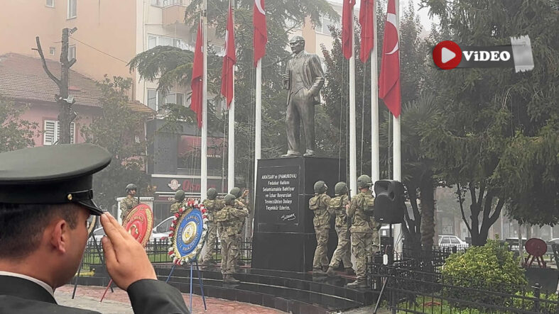 Pamukova’da 10 Kasım Anma Programında Atatürk, Saygı ve Minnetle Anıldı…
