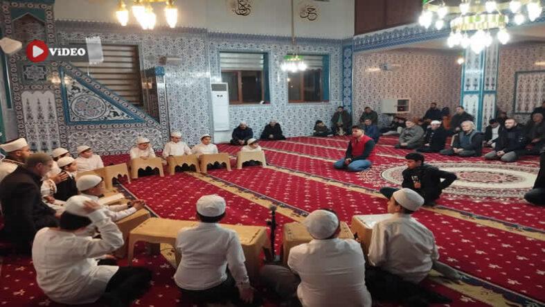 Pamukova İmam Hatip Ortaokulu’ndan Gönüllere Dokunan Kandil Programı…