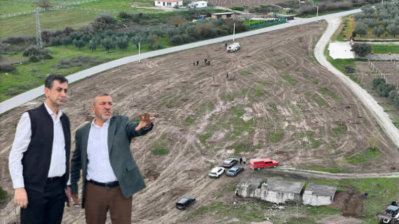 Pamukova’da  Bacı Mahallesinde Geleceğe Nefes Olacak 90 Fidan Toprakla Buluştu..